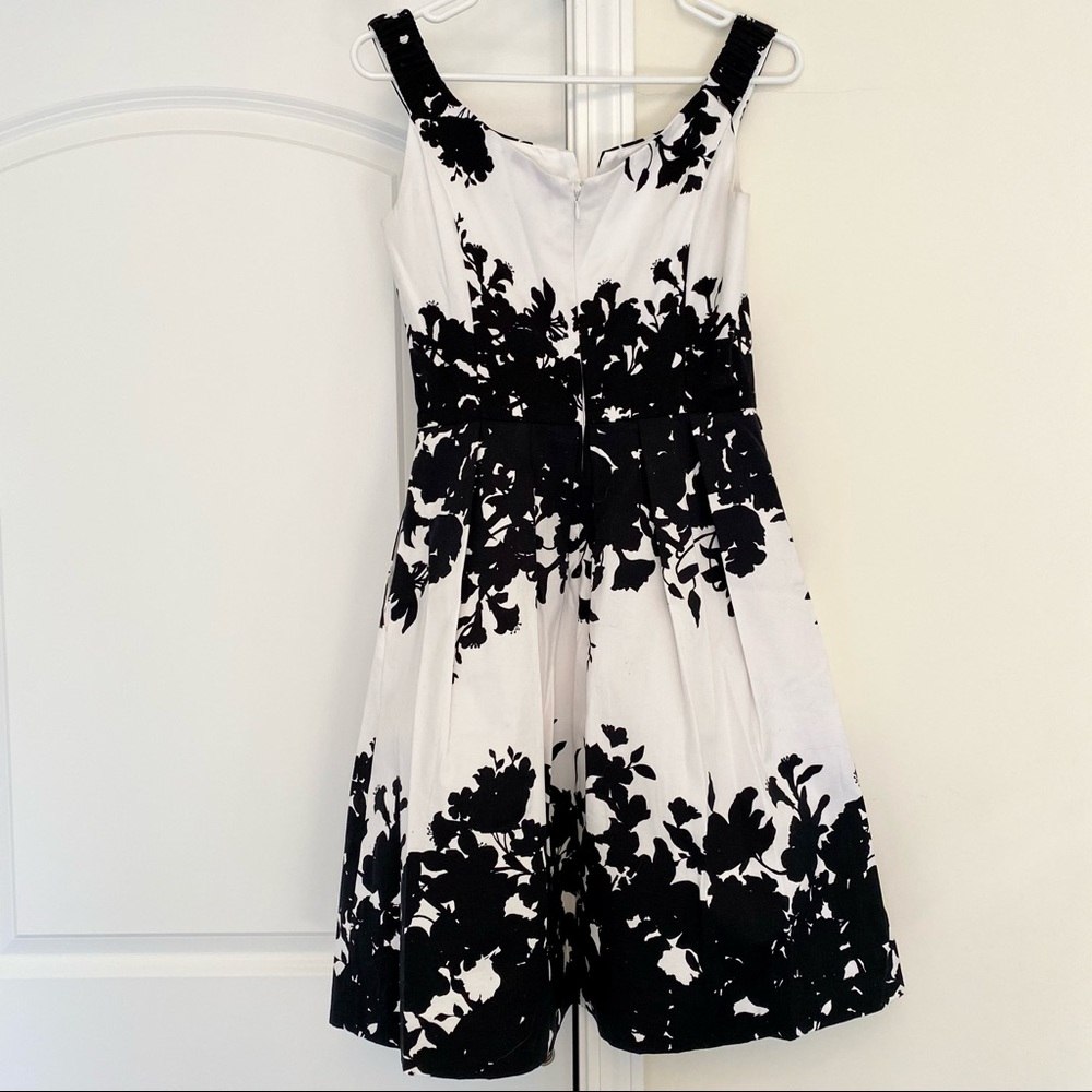 WHBM Floral Fit and Flare Dress - Picture 4 of 6